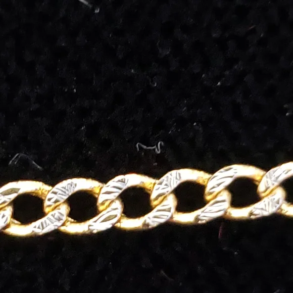 10kt Gold Chain and Pendant